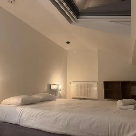 003 Avenue Louise Apartament