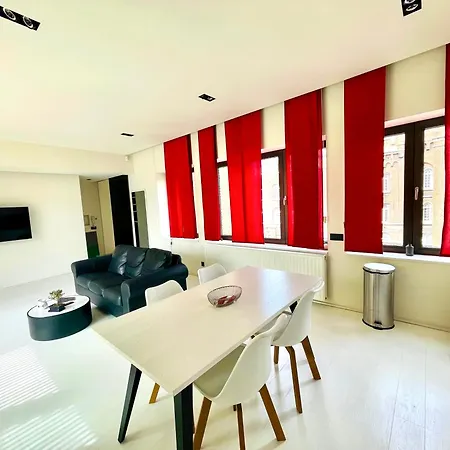 Elegant Quiet And Bright Apartment Brussels