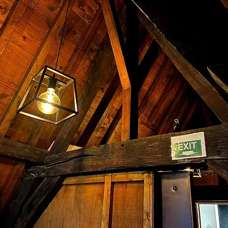 Family Heritage Grand Place *