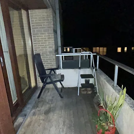 Apartment Modern With Garden Terrace Near Eu District