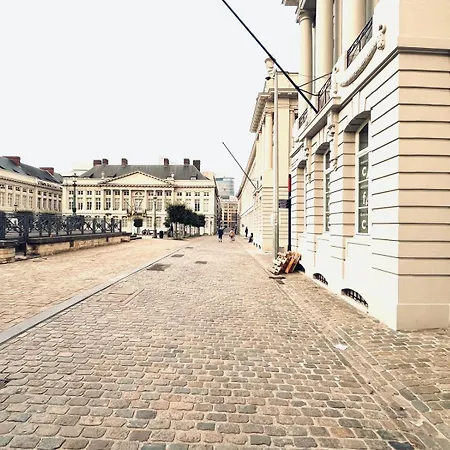 Oase In The * Brussel