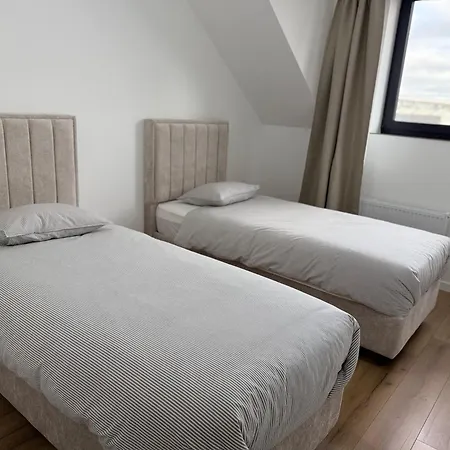 Skyline Duplex Parking Fibre Modernite 아파트 브뤼셀