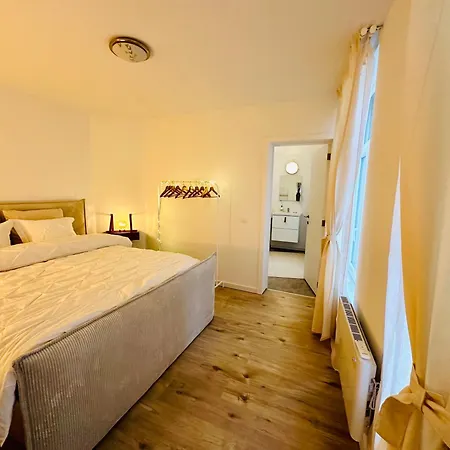 Apartamento Grand Place - St Catherine - Midi - 10 Min Walk - 60mp Beautiful Bruxelas