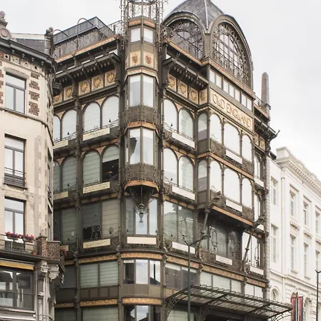 Grand Place - St Catherine - Midi - 10 Min Walk - 60mp Beautiful *