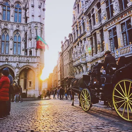 Grand Place - St Catherine - Midi - 10 Min Walk - 60mp Beautiful Brusel