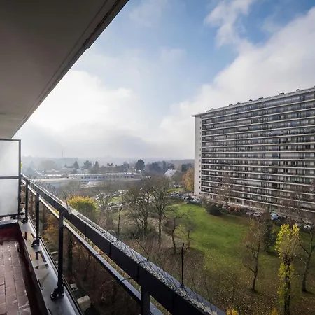 Expo Elegant Apartment