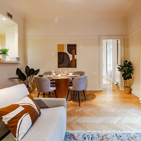 Bright 1br In The Heart Of The European Quarter Appartement