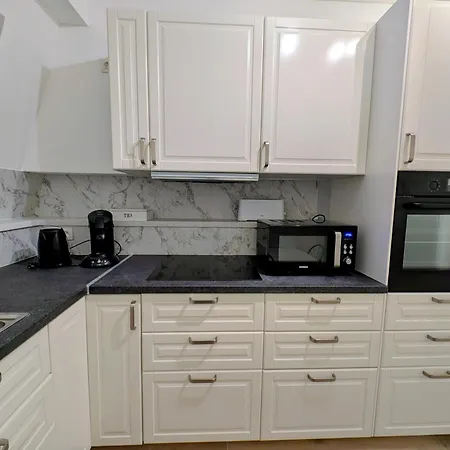 Duplex 3br Near Supermarkets & Metro - 3rd & 4th Floor, No Lift * Brussels