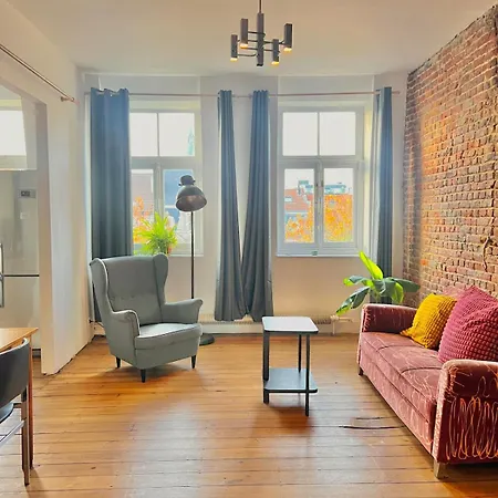 Big Cosy Family Duplex Near Grande Place Bryssel