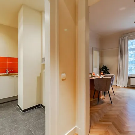 Bright 1br In The Heart Of The European Quarter