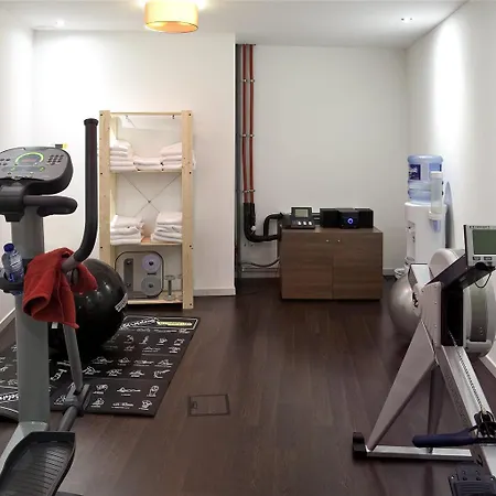 アパートホテル アダージョ グラン プラス ブリュッセル