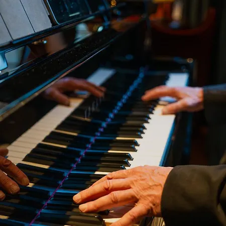 Amigo, A Rocco Hotel