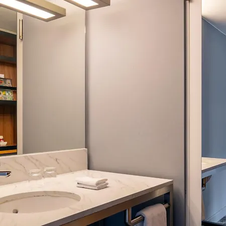 ホテル Pestana Schuman