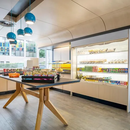 ホテル Pestana Schuman