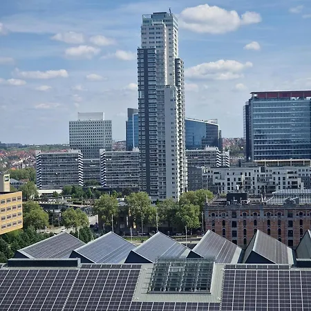 Πανσιόν Romantics In Sky 4*