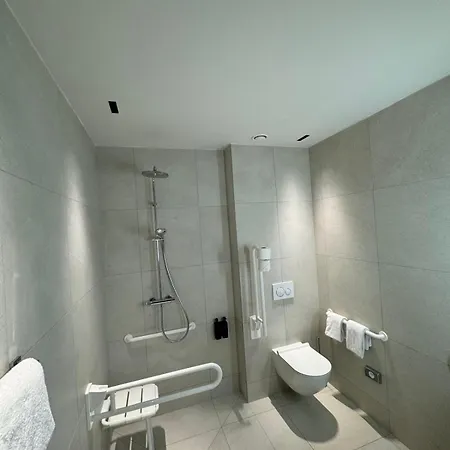 Szálloda Opo 4*