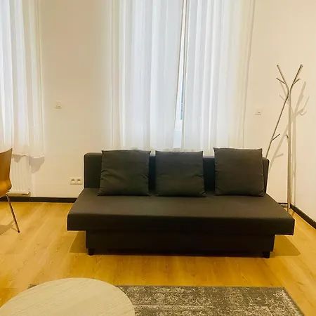 Calme Et Lumineux A Uccle Appartement Brussel