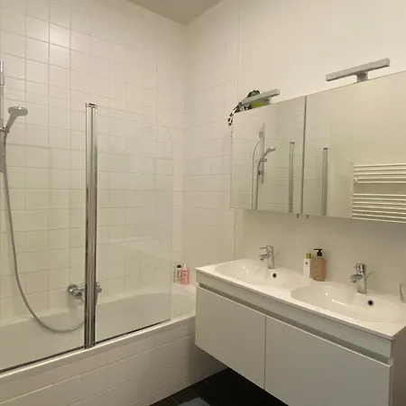 Designer On The Skyline Of Lägenhet