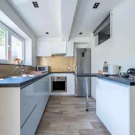 Daire Cozy In Brüksel