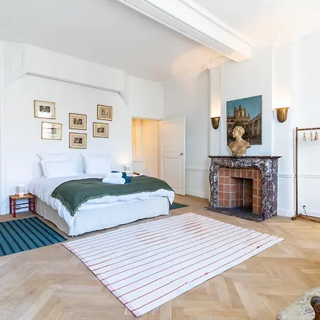 Apartment Du Sablon *