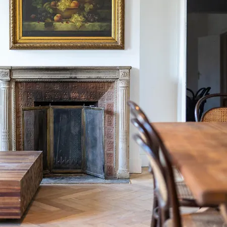 Apartment Du Sablon