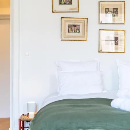 Du Sablon Apartment *