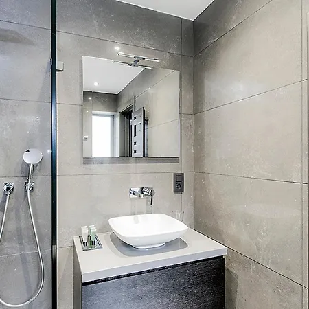 Hotel Agenda Louise 3*