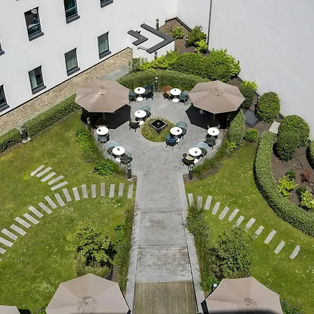 One Hotel 3*
