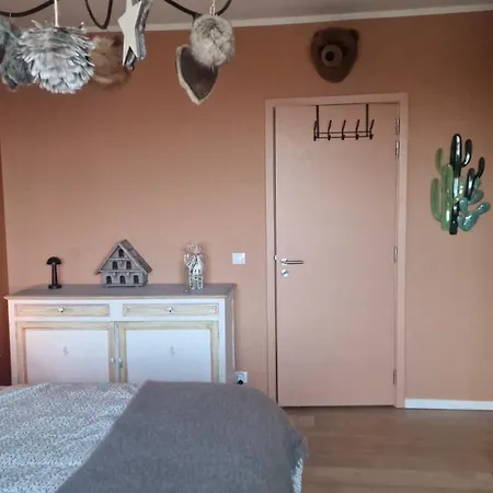 Guest house Romantics Rooms In Brussels Sky 4*