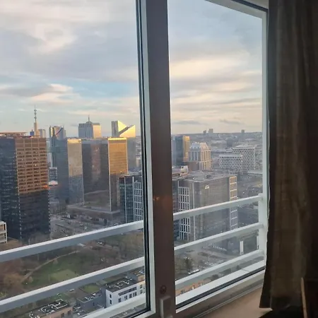 Romantics Rooms In Brussels Sky