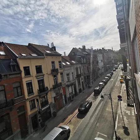 European Heart 2-bedroom Flat. * Брюссель