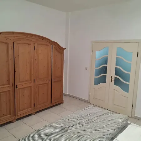 House Near Forest 125 M² For 6 Guests Brussel