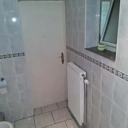 House Near Forest 125 M² For 6 Guests * Brussel