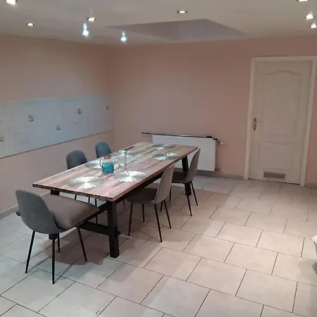 Vakantiehuis House Near Forest 125 M² For 6 Guests