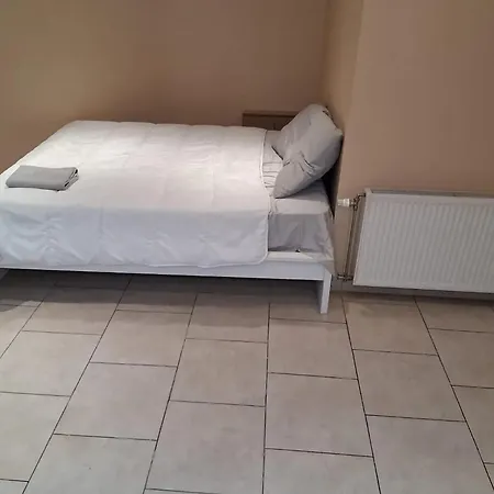 House Near Forest 125 M² For 6 Guests بيت للعطل *