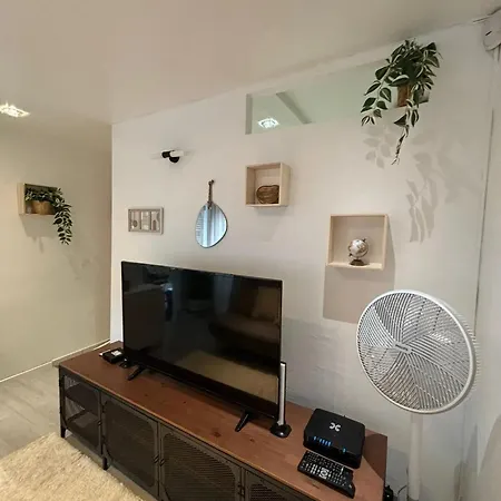 Lejlighed Comfortable Apartment In Brussels, 35 M², 3 Persons *