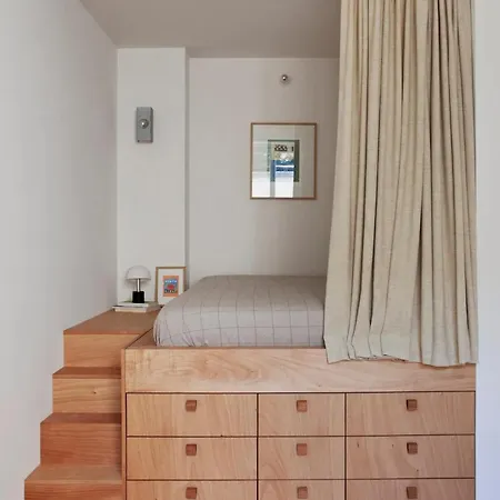 With View In Saint-gilles, 80 M² *