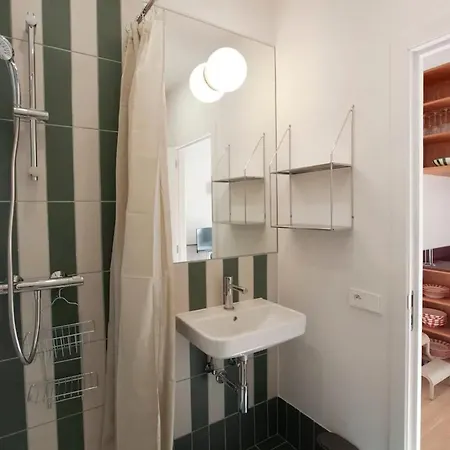With View In Saint-gilles, 80 M² Apartment *