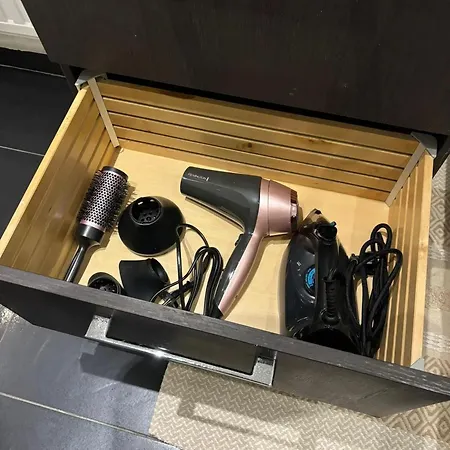 Comfortable Apartment In Brussels, 35 M², 3 Persons Apartamento Bruxelas