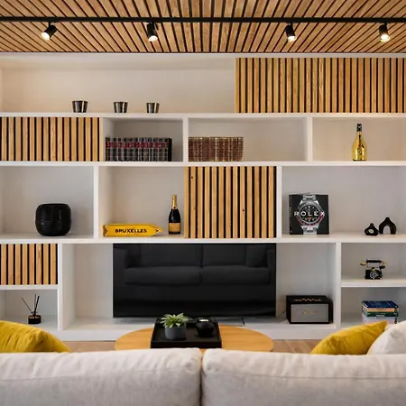 Stylish Penthouse In Bxl With 2 Panoramic Terraces