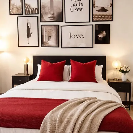 Vendégház Euro Edens Cosy Historic In Jacuzzi, Garden, Location 3*