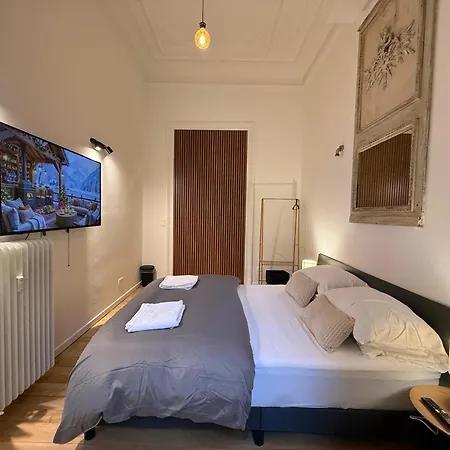 European Δωμάτια σε οικογενειακή κατοικία *