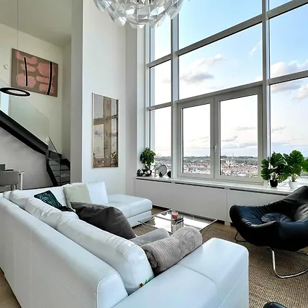 Luxury Skyline Penthouse In 220 M2 Of Elegance 住宿加早餐酒店
