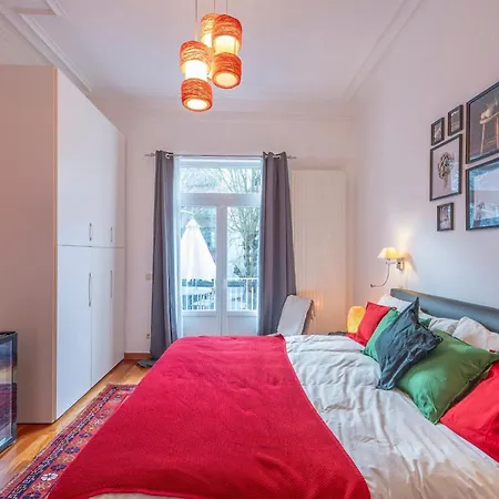 Euro Edens - Cozy Family Гостевой дом 3*