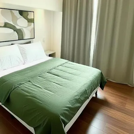 At Libre De Bruxelles