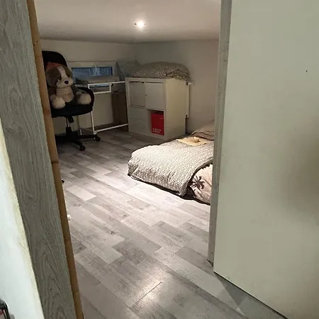 منزل للإقامة Petit Belle Chambre De A Bruxelles Midi
