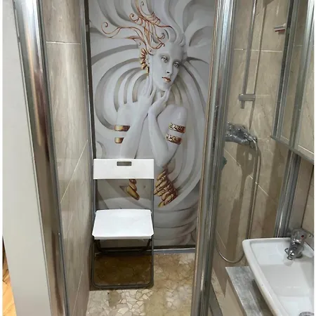 Belle A Sous Pente Au Coeur De *