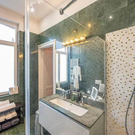 Euro Edens - Cozy Family 布鲁塞尔