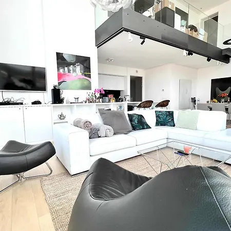 Luxury Skyline Penthouse In 220 M2 Of Elegance 布鲁塞尔