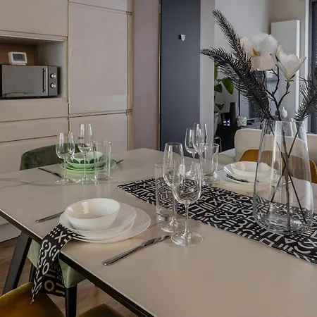 Kweni House فيلة *